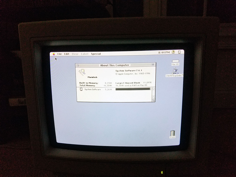 Illustration for article titled Craigslist find - Macintosh Performa 630CD